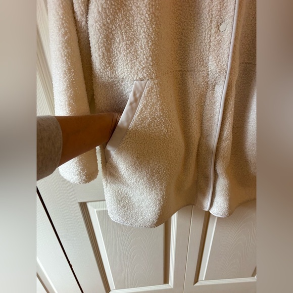 Talbots Cozy Cream Sherpa Jacket Sz Medium Petite - Picture 2 of 5